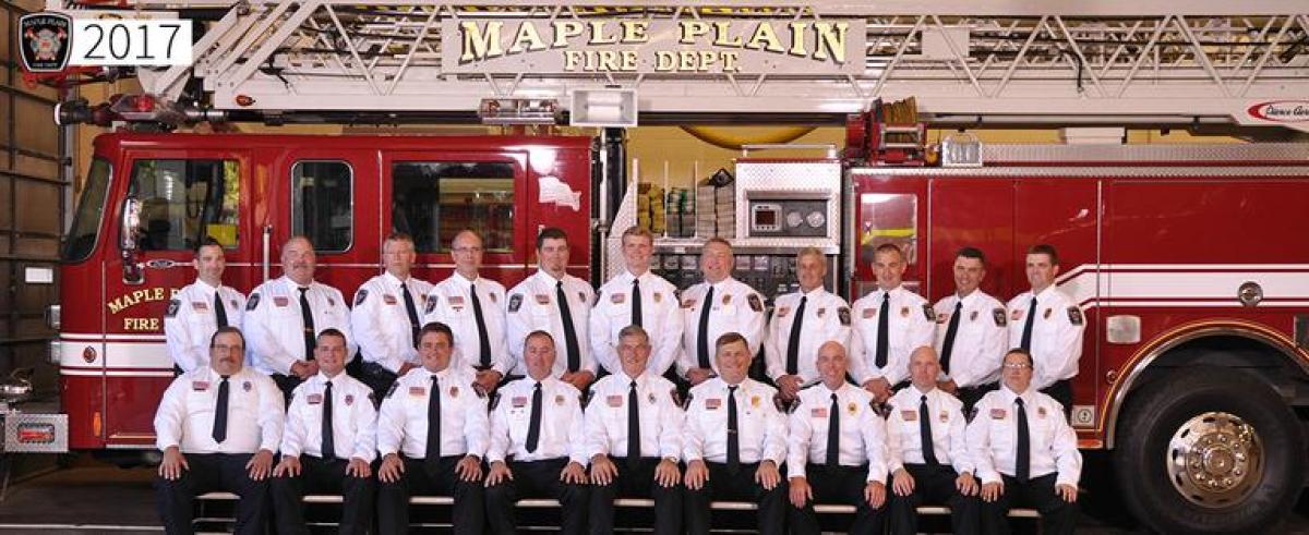 group photo of the firefighters in 2017